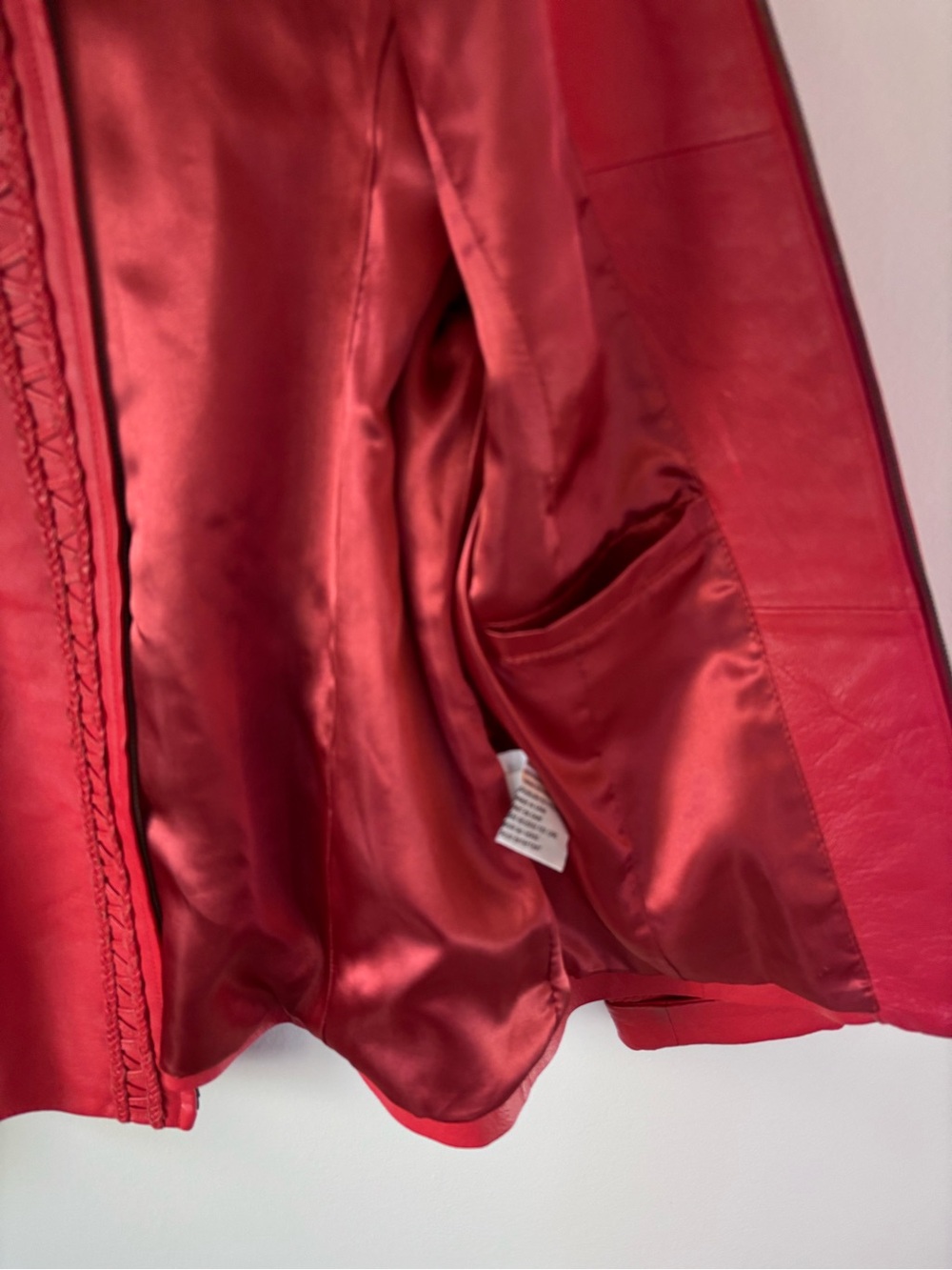 Vintage Ruby Red Leather Woven Statement Jacket by Guillaume (Size Medium) - Picture 8 of 10